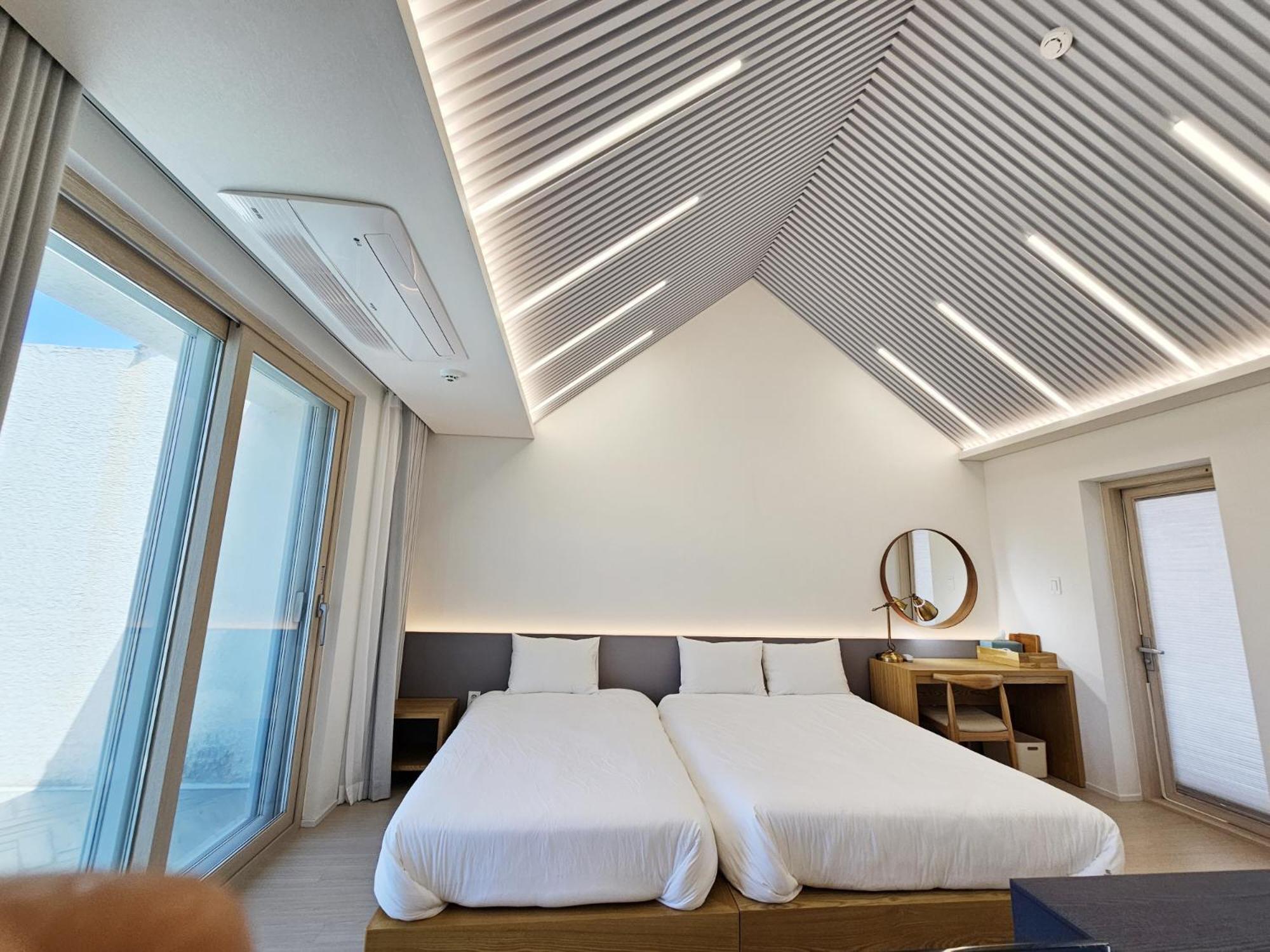 Jeju Badayeon Villa Seogwipo Esterno foto