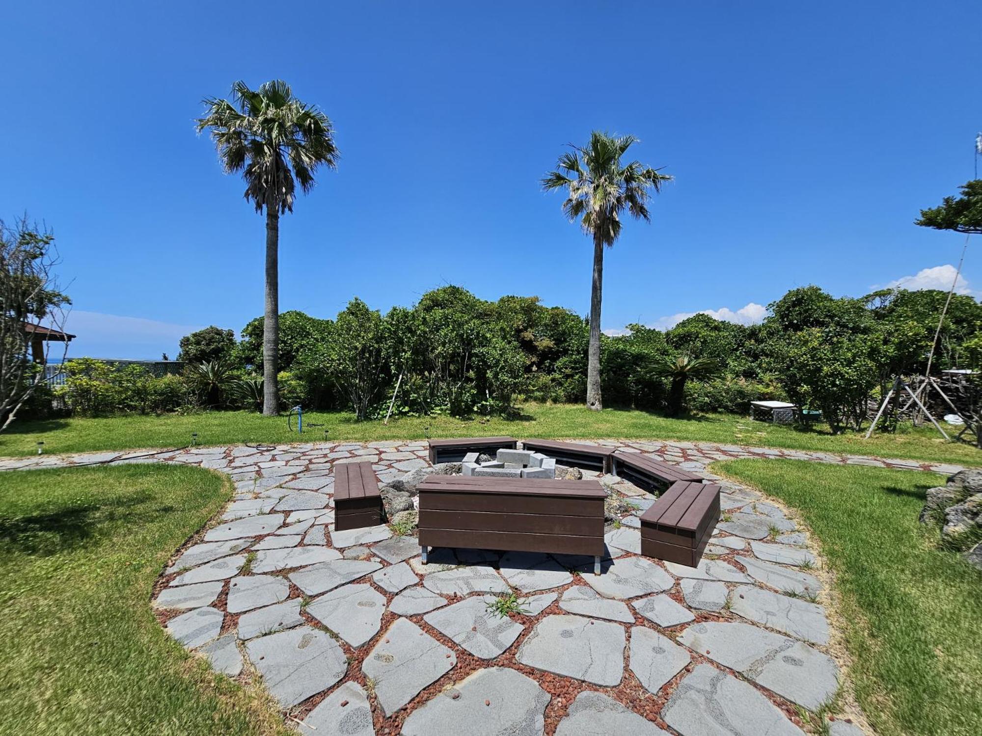 Jeju Badayeon Villa Seogwipo Esterno foto