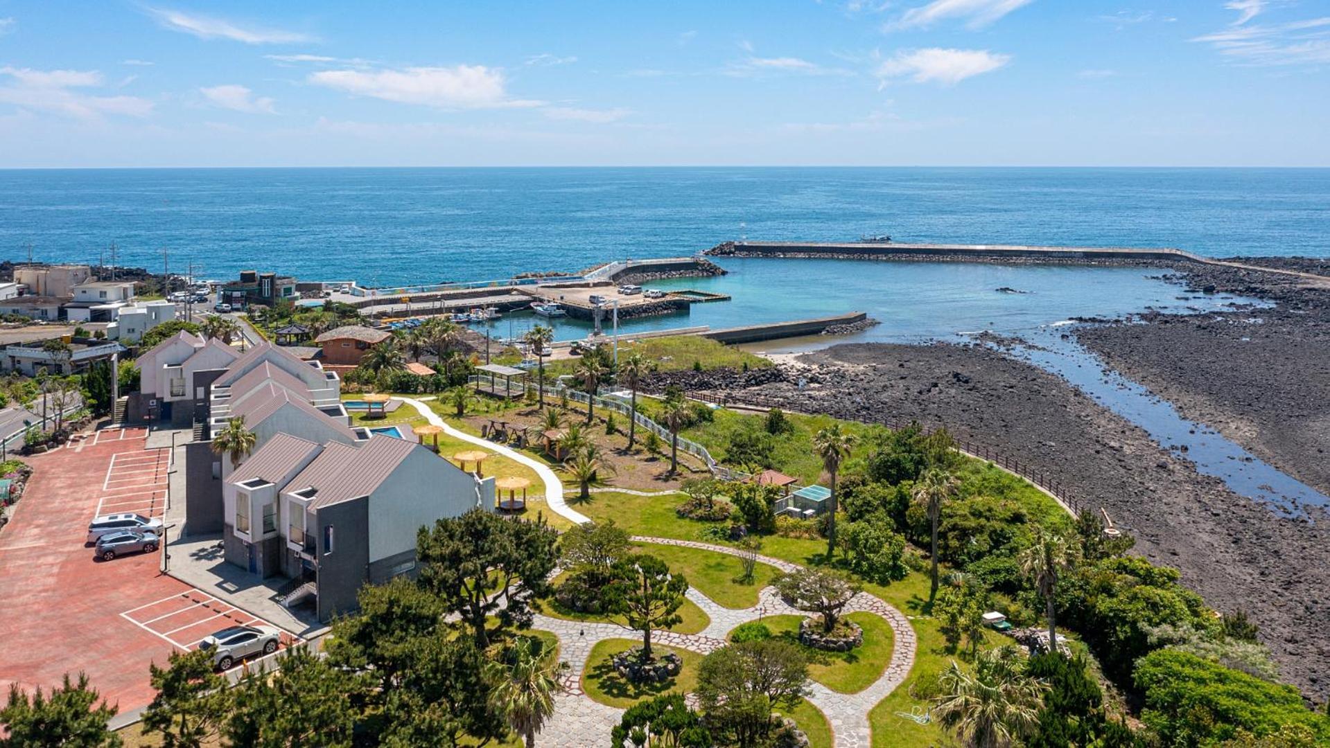 Jeju Badayeon Villa Seogwipo Esterno foto
